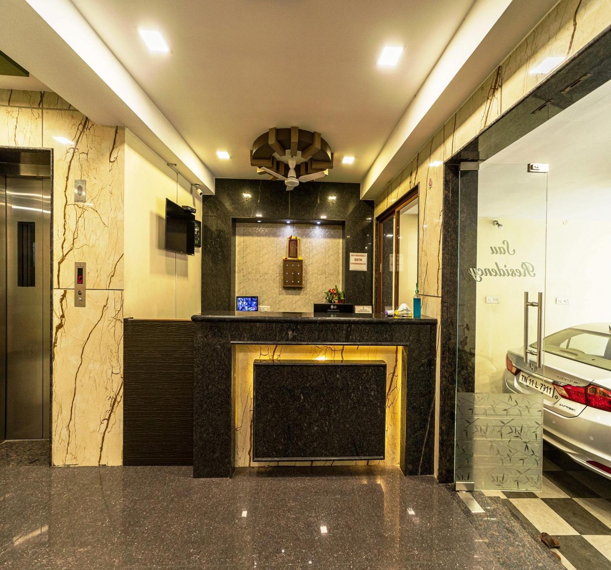 Sau Residency Hotel Kanchipuram Bagian luar foto